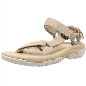 Teva’s Women’s Ankle-Strap Sandal